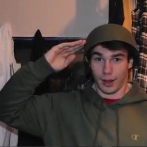 Meet your Posher, Cole